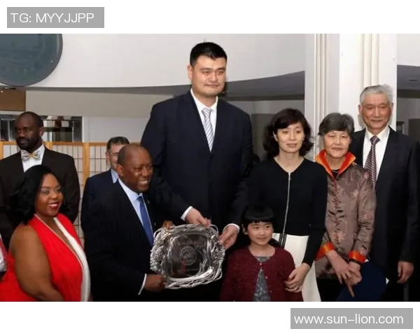 姚明女儿别墅的奢华生活揭秘与家庭幸福的背后故事 姚明女儿别墅的奢华生活揭秘与家庭幸福的背后故事