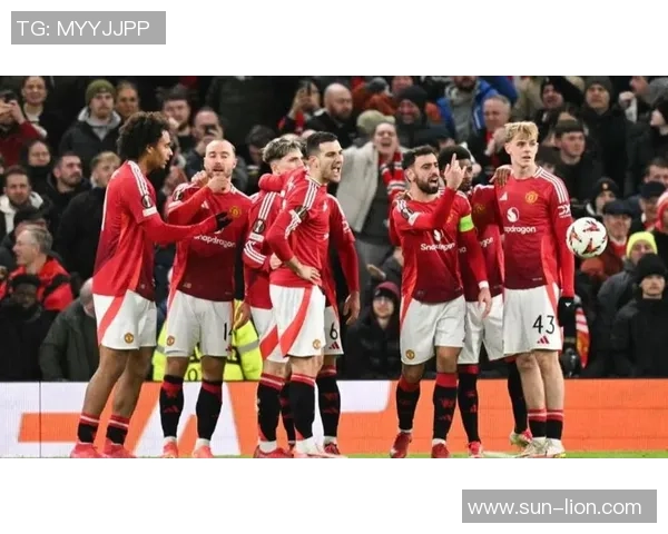 曼联与波尔图激战成平局绝杀时刻点燃全场激情