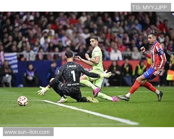 英超激战马竞逆转那不勒斯红牌事件引发全场热议