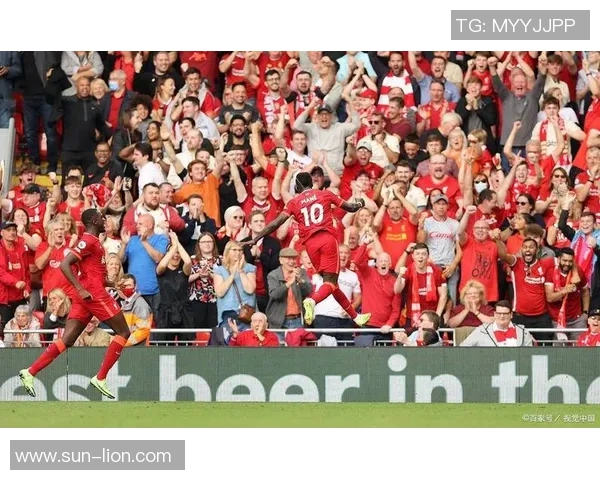 足总杯精彩对决曼联小胜那不勒斯红牌争议引发全场热议