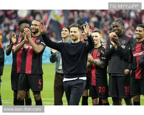 国王杯精彩对决尤文图斯与那不勒斯战成平局帽子戏法引发全场狂欢