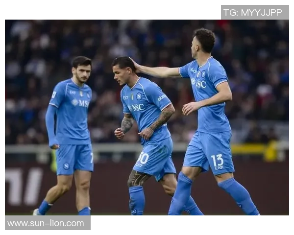 曼城友谊赛小胜那不勒斯乌龙球引发全场热议与争议判罚 曼城友谊赛小胜那不勒斯乌龙球引发全场热议与争议判罚