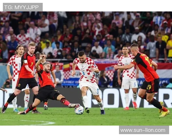 中超精彩对决AC米兰大胜曼城五球狂潮引发全场热烈反响