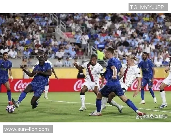 友谊赛波尔图与里昂激战成平局全场气氛热烈点评精彩瞬间回顾 友谊赛波尔图与里昂激战成平局全场气氛热烈点评精彩瞬间回顾