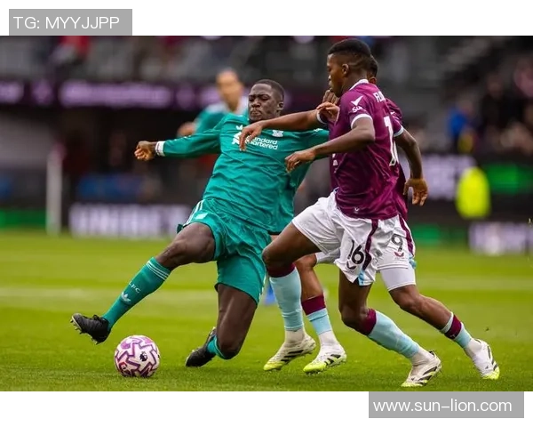 阿森纳大胜里昂3-0战术解析全场精彩瞬间回顾 阿森纳大胜里昂3-0战术解析全场精彩瞬间回顾